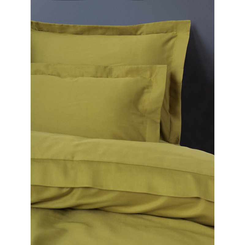 Luxurious Satin Super King Quilt Cover Set, 100% Cotton, 102.4 x 86.6 inches | Includes 2 Pillowcases 19.7 x 31.5 inches | Reactive Printing, Machine Washable, Button Closure | Elegant Green Color, Soft & Durable