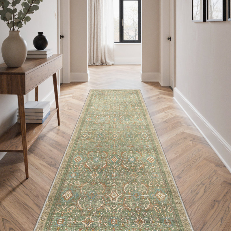 Tapis oriental vert performance Abastos, Tapis de couloir 2 pi 6 po x 8 pi, Green