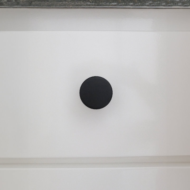 Ribbed Circle Knob, Matte Black