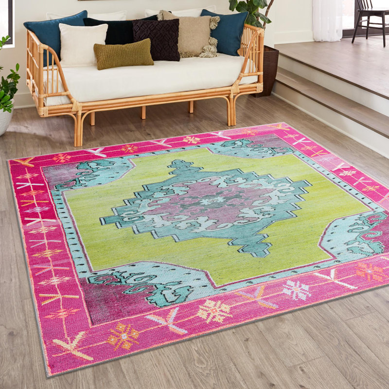 Tapis traditionnel bleu oppi, Carré 7 pi 6 po