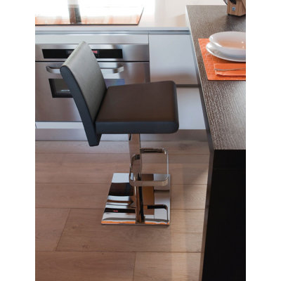 Vittoria 360 swivel adjustable stool in white top grain leather.