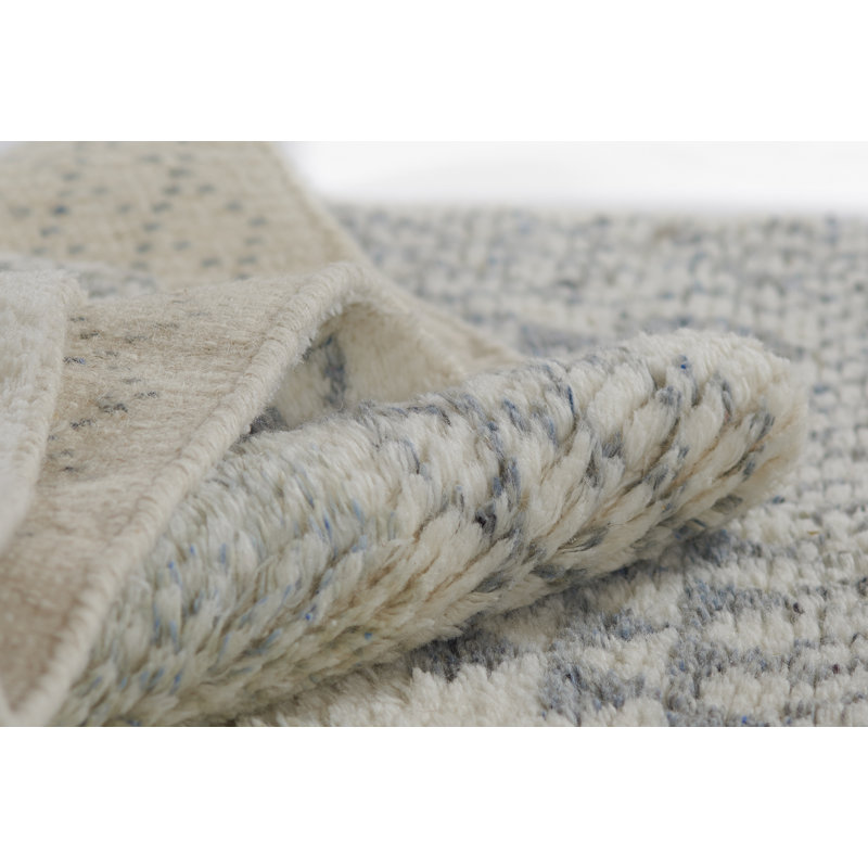 Momeni Berkeley Hand Knotted Wool And Cotton Ivory Area Rug 4'' X 6'', Rectangle 2' x 3'