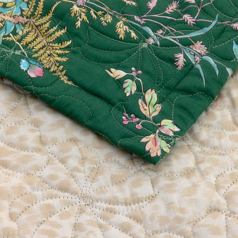Contes Coverlet, Queen