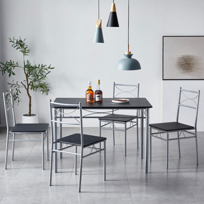 Liammatthew 4 - Person Dining Set