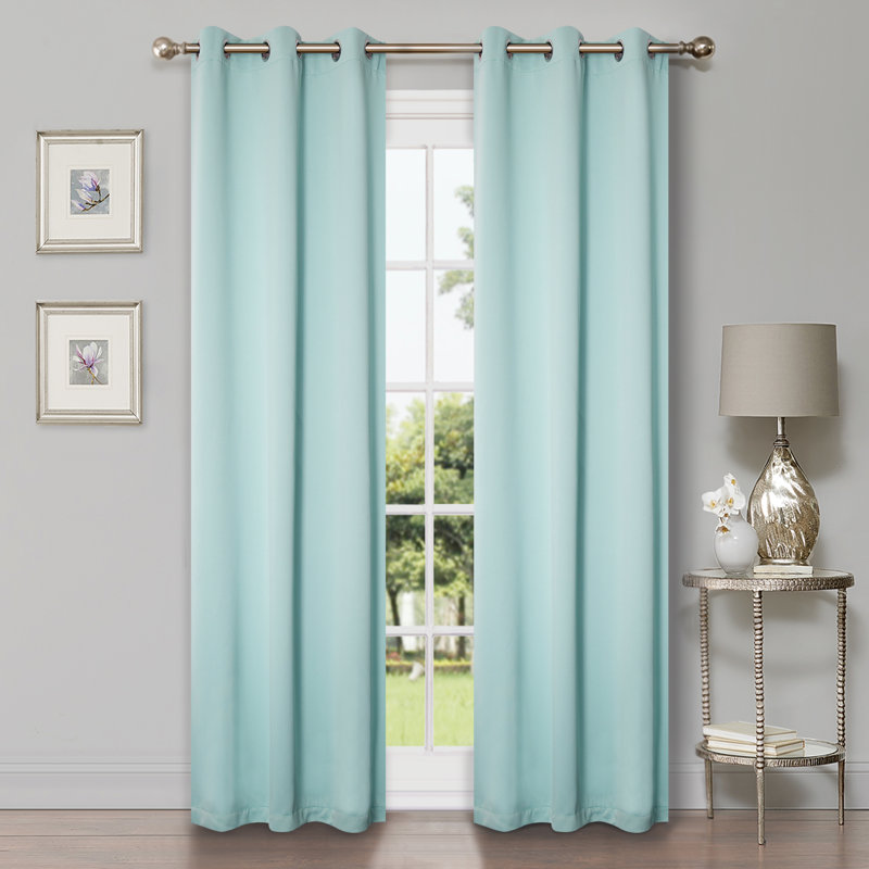 Paire de rideaux obscurcissant avec œillets Millendon, Lys vert, L 52 po x L 72 po
