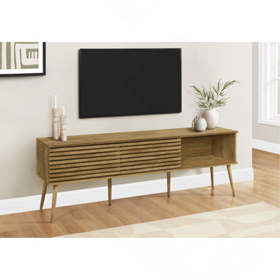 Meuble télé contemporain 72 po avec armoire de rangement, tablettes et fini stratifié noyer pour les salons et les chambres modernes