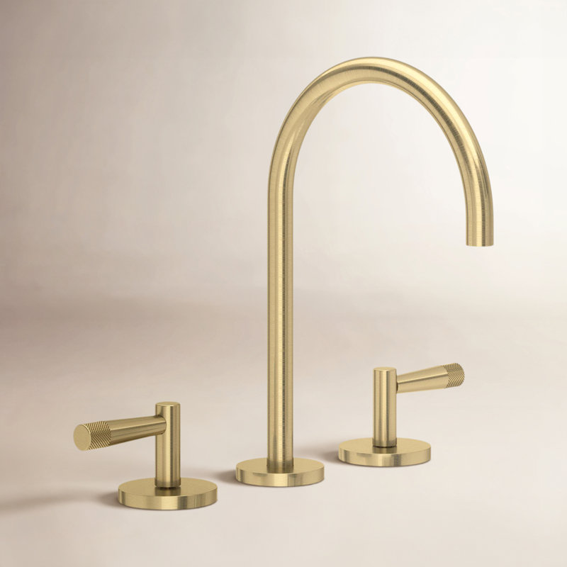 Terrell Widespread Lavatory Faucet With C-Spout, Or antique