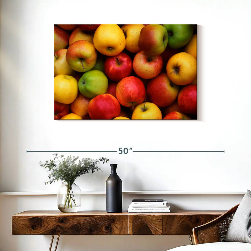 Yarlin Pile Of Apples