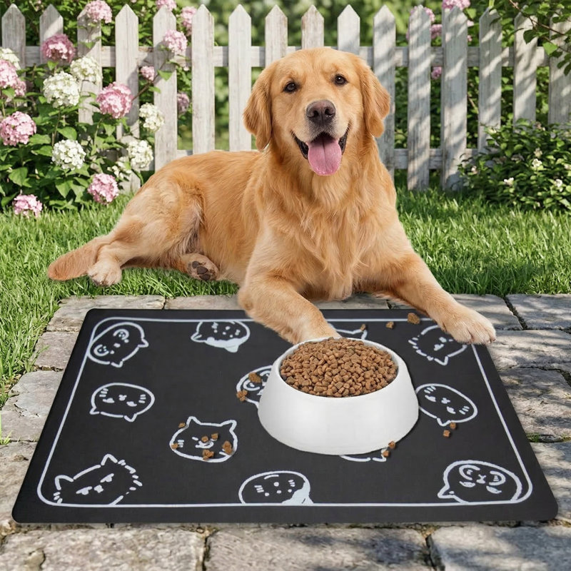 Tapis d'alimentation pour chat 18,1 po x 11,8 po antidérapant gris foncé avec plusieurs têtes de chat