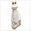 Figurine abstraite grenouille blanche en magnésium avec bras et yeux dorés, parfaite pour un décor moderne et rustique