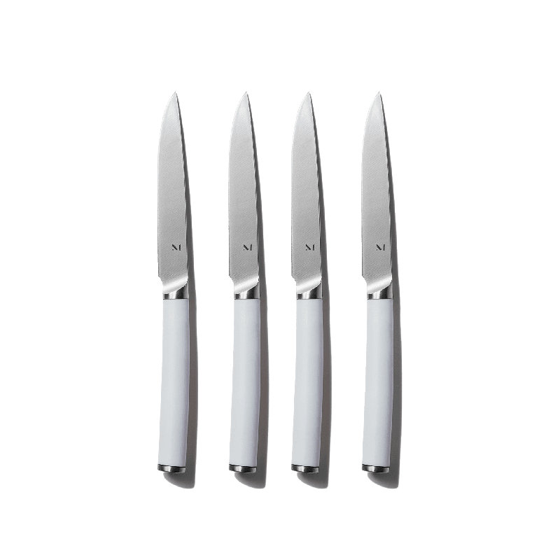 Les couteaux de table, Blanc