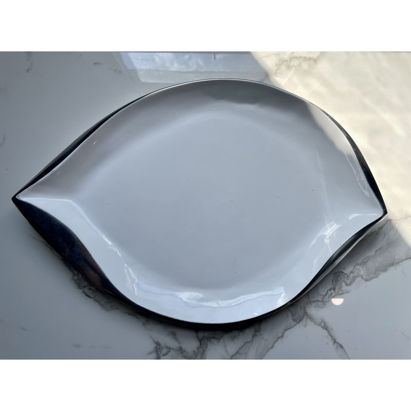 Plat de service Brayden Studio® Bergetta