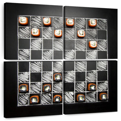 Échecs de tableau noir Senne avec sushi