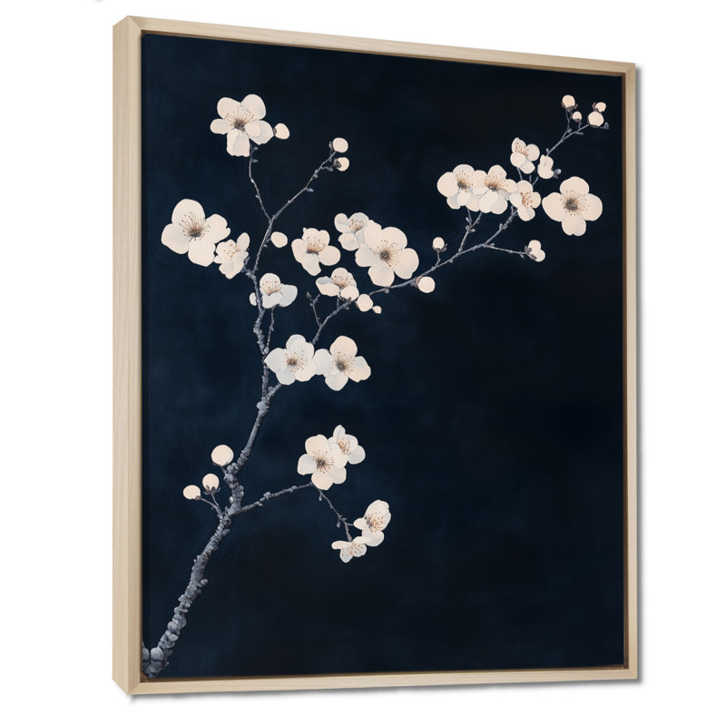 Indigo Night Bloom II - Tableau encadré sur toile « Fleurs du printemps », H 32 po x l 24 po, Cadre naturel flottant