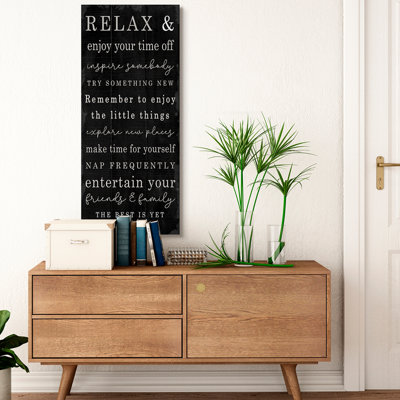 «Relax and Enjoy Self Care» par Daphne Polselli - Art textuel sur toile