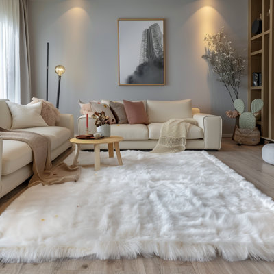 Girault Faux Fur Carpet For Living Room Kids Room Machine Washable Rug In White