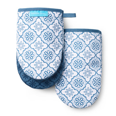 DRAPER JAMES Allover Geo Floral Mini Oven Mitt 2-Pack Set, Heat Resistant & Non-Slip Silicone Grip, Blue, 5.5"x9"