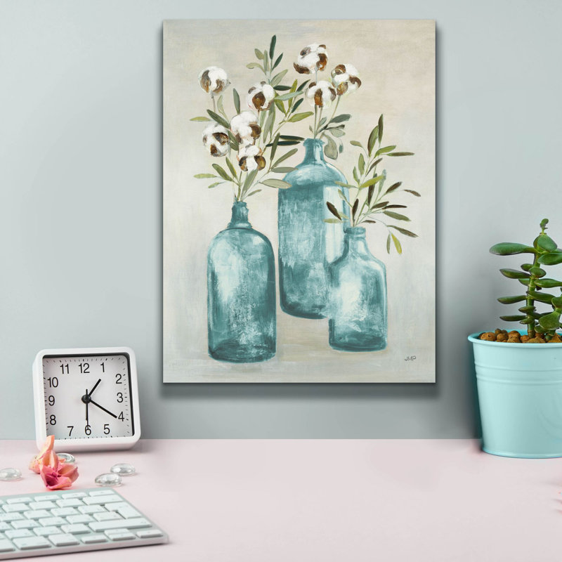 Art mural sur toile Epic Graffiti «Cotton Still Life 3 Blue» par Julia Purinton, H 16 po x l 12 po x P 0,75 po