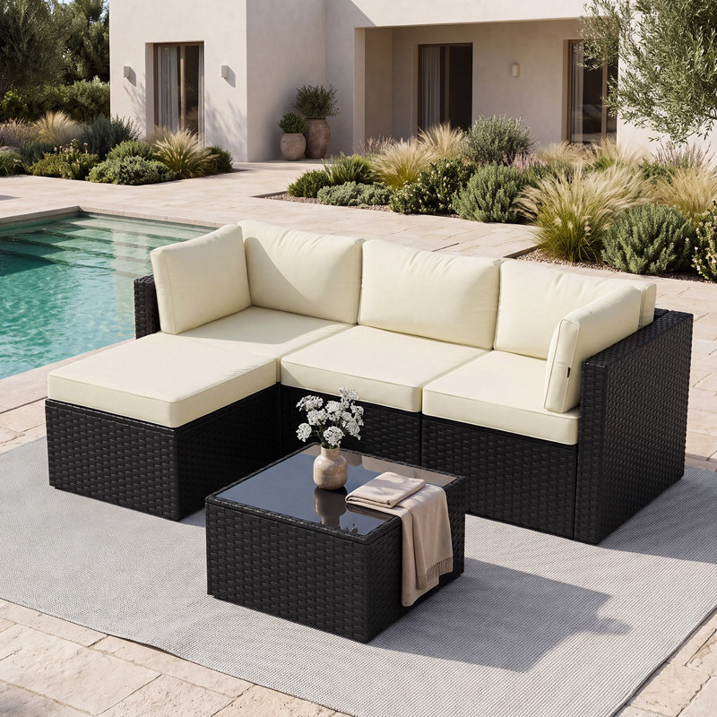 Canapé d'angle modulaire de 5 pièces en résine tressée pour terrasse, avec pouf et coussins, Beige