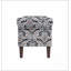 Repose-pieds de rangement Conrad Un choix confortable, de multiples fonctions, un design classique et des coins confortables