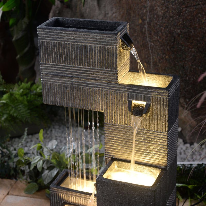 Fontaine d'automne avec lumière Lawrey
