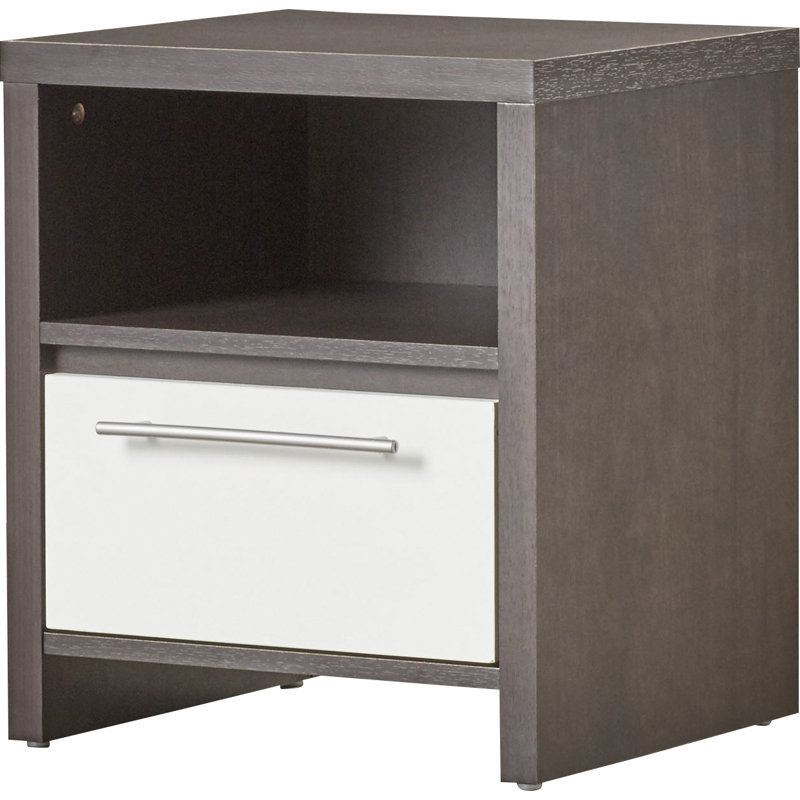 Harland 17.12'' W Nightstand, White / Espresso