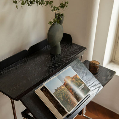 Italian style adjustable desk