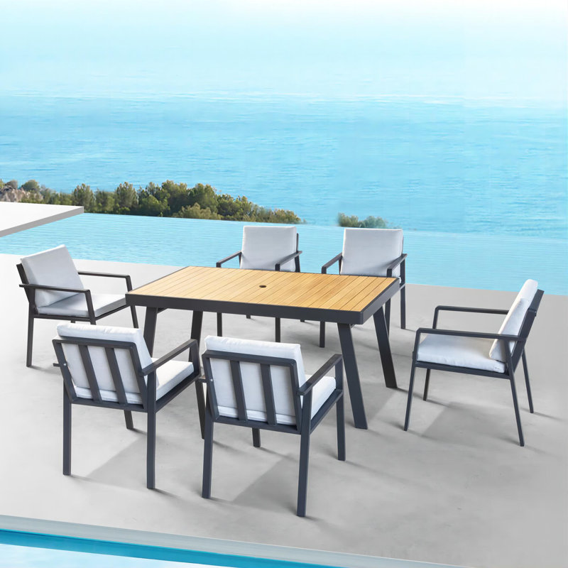 6 personnes - 63 L extérieur