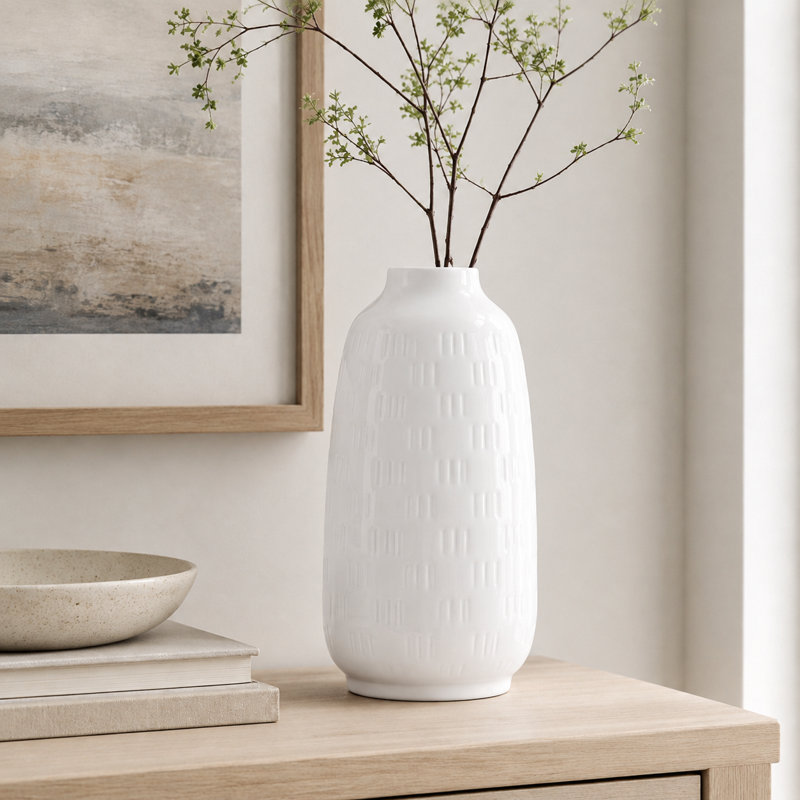 Vase rond en céramique avec corps en grappe gravé à trois pointes à finition brillante bleu clair, Blanc