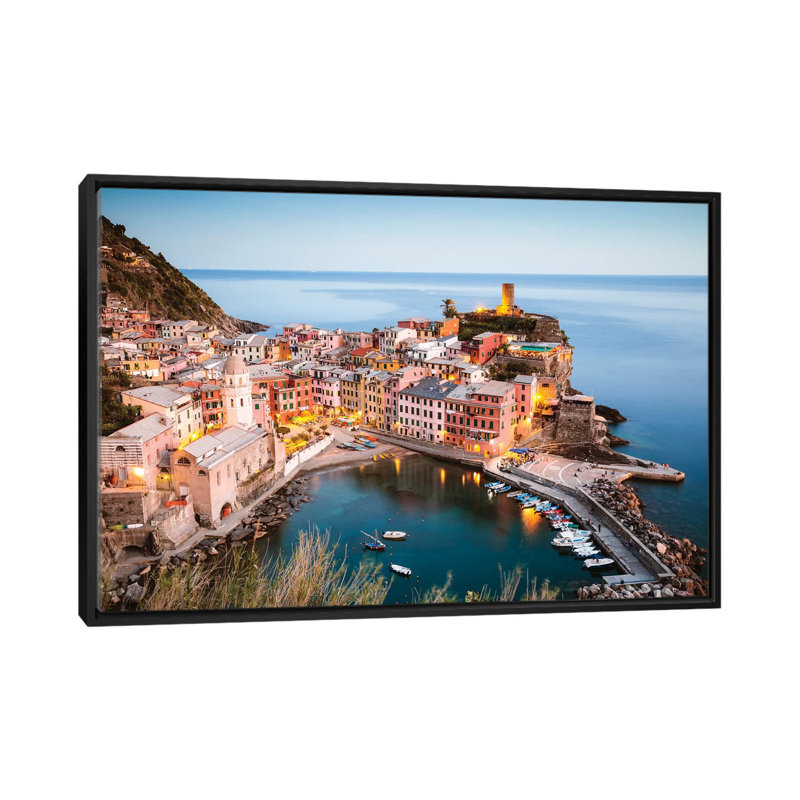 Vernazza, Cinque Terre, Italy III par Matteo Colombo - reproduction de photo, H 40 po x l 60 po x 1,5 po