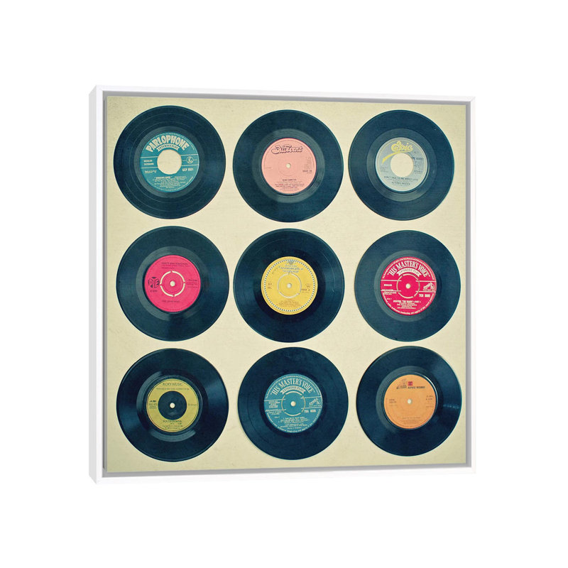 Collection de vinyle par Cassia Beck - impression, Toile blanche encadrée, H 26 po x l 26 po x P 1,5 po, Pas de tapis