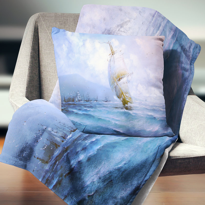 Coussin à motif de vaisseau - Sea & Shore, 18 po x 18 po, Coussin décoratif