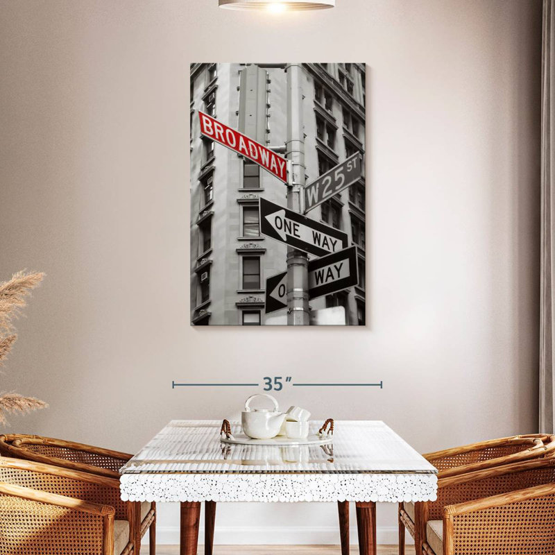 Mehar NY Broadway Sign Pop, H 45 po x l 30 po