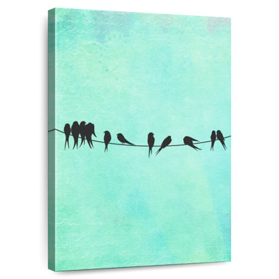Brampt oiseaux sur un fil