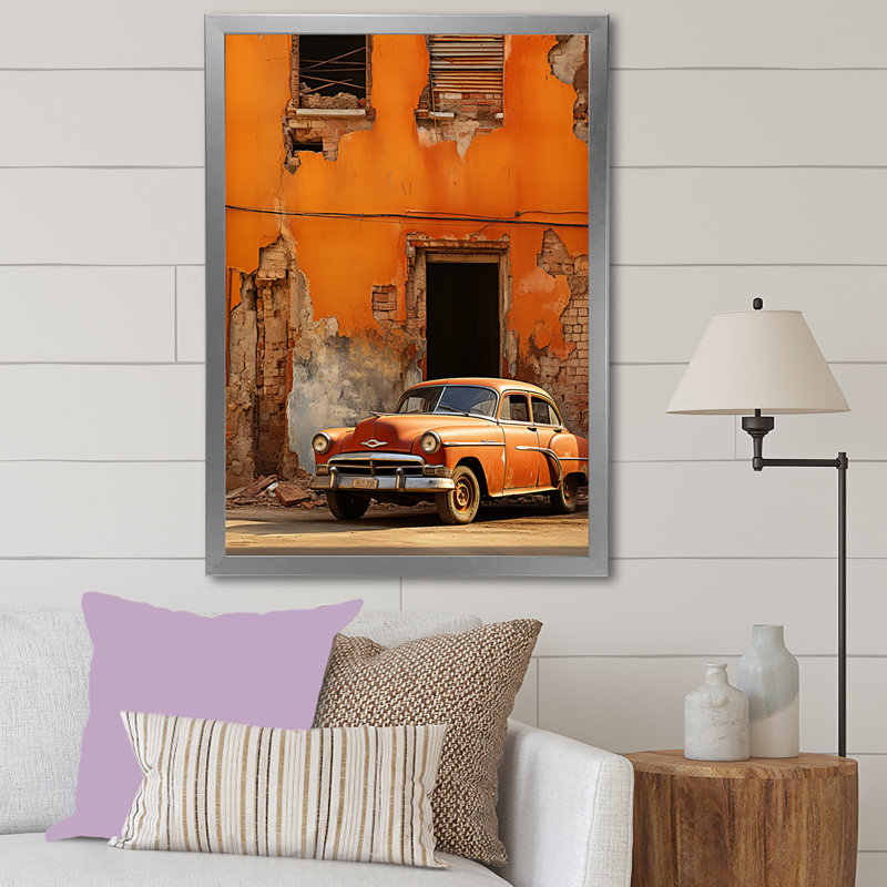 «Cuba Orange Car Heritage I», reproduction, Cadre simple argenté, H 32 po x l 24 po x P 1 po