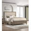 Luxueux lits capitonnés avec structure robuste, idéal pour créer une chambre à coucher confortable et élégante-243965204-7532020