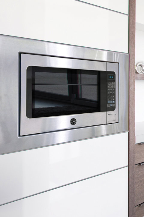 Warm your Food & Drinks with Microwaves