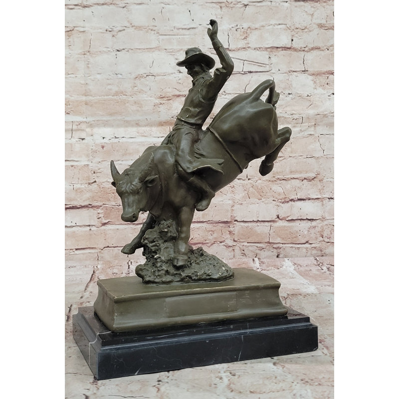 Sculpture de bronze en bronze sur fond de marbre - art de rodéo occidental