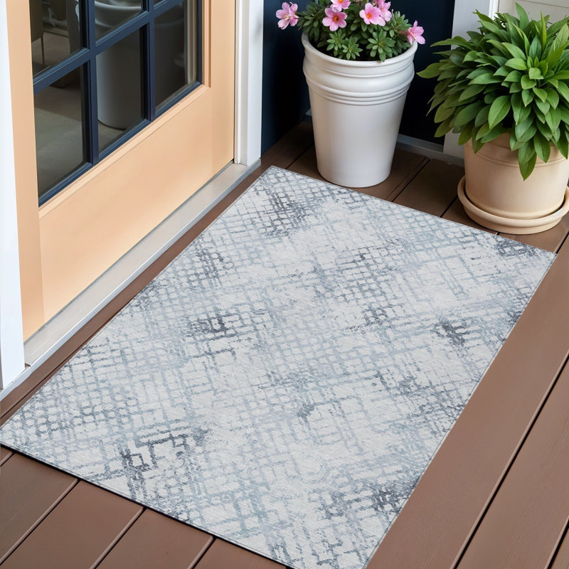 Tapis intérieur / extérieur lavable géométrique bleu marine et bleu ciel HomeRoots 3 pi x 5 pi