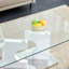  Table basse rectangulaire avec plateau en verre et pieds en panneau de fibres à densité moyenne blanc