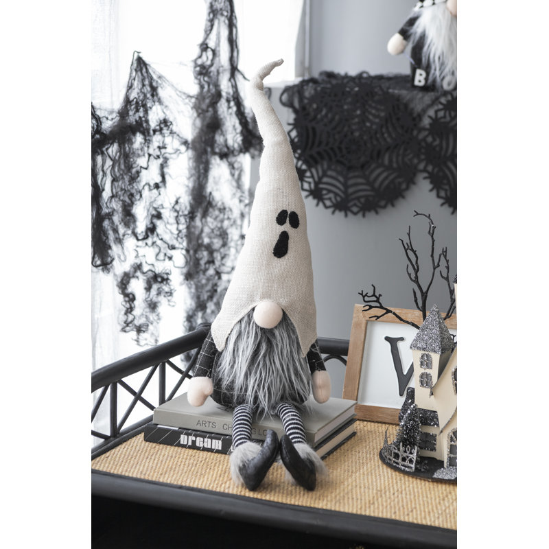 Jarissa Figurines & Sculptures