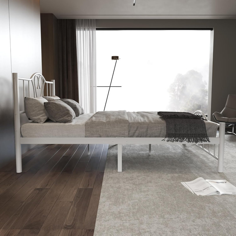 Aliyahna Metal Bed, Double (4'6), White