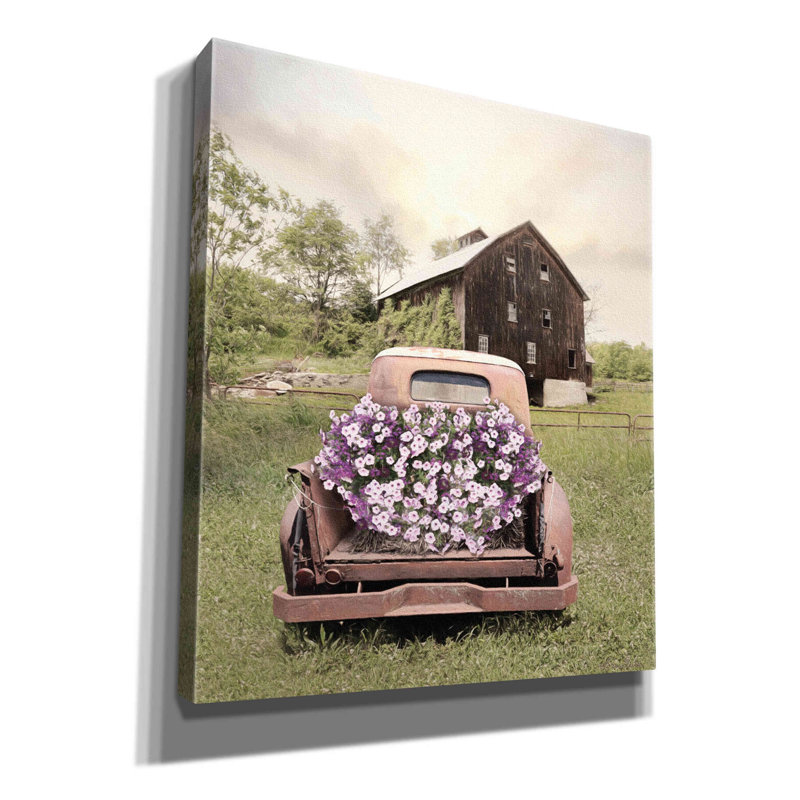 Gracie Oaks «Petunia Truck» par Lori Deiter, H 30 po x l 26 po x P 1,5 po