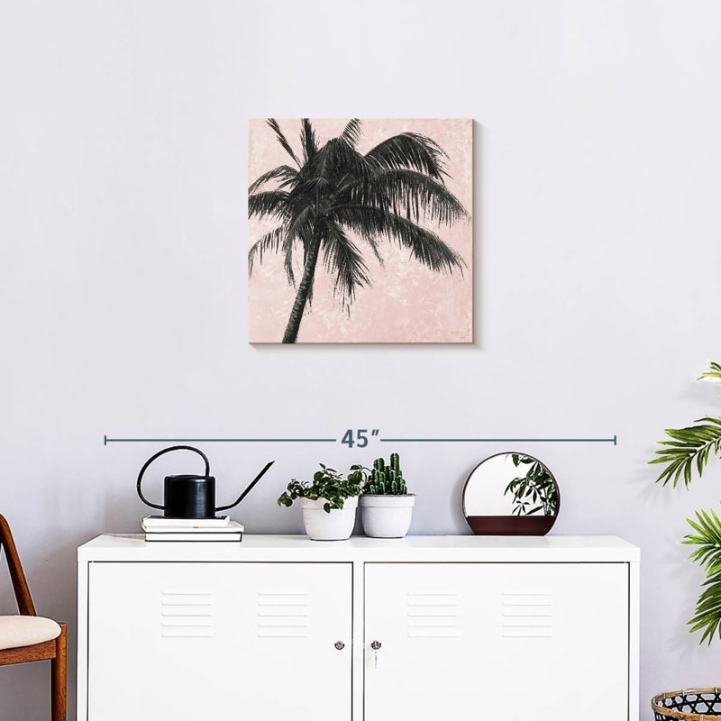 Palmier gris Harnek sur fond rose II, H 20 po x l 20 po