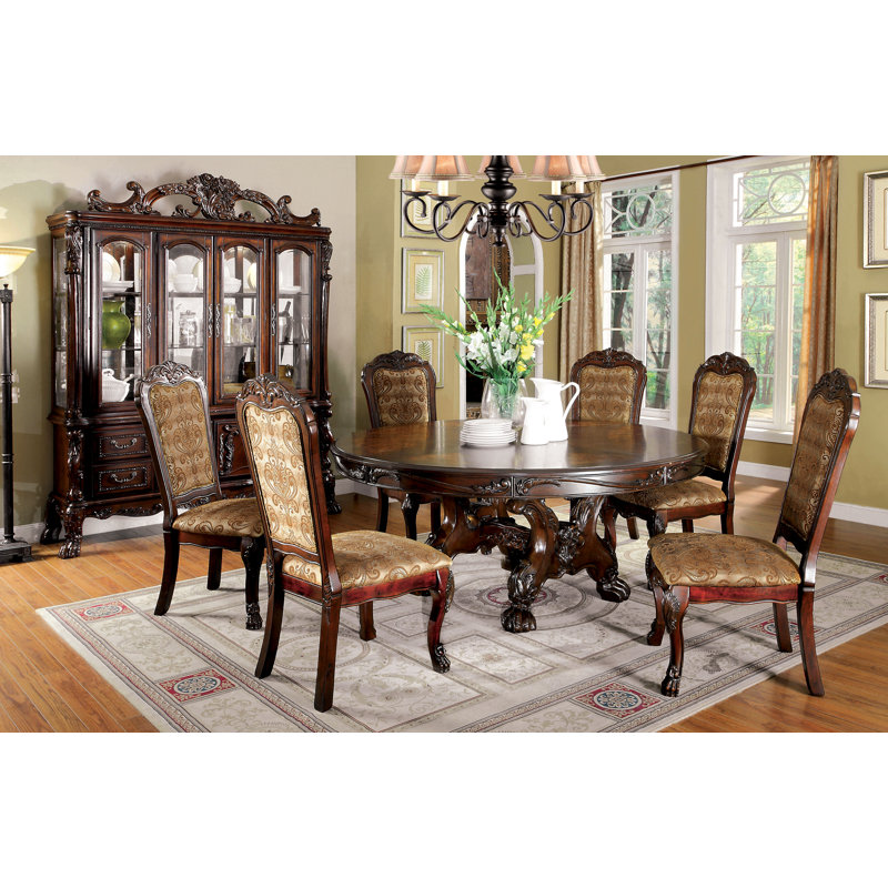 Ellas Round Dining Table
