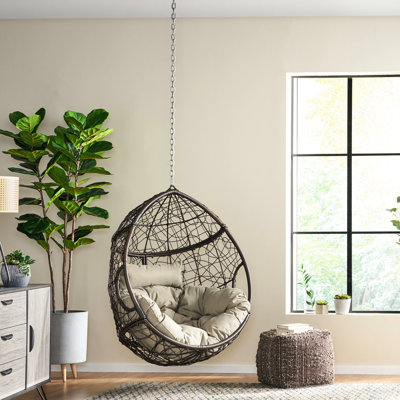 Chaise suspendue - Teardrop, coussins confortables, brun kaki, 47,25 H, installation professionnelle requise, chaîne 37,32 l x 24,15 P 8 pi, forme de goutte d'eau, +