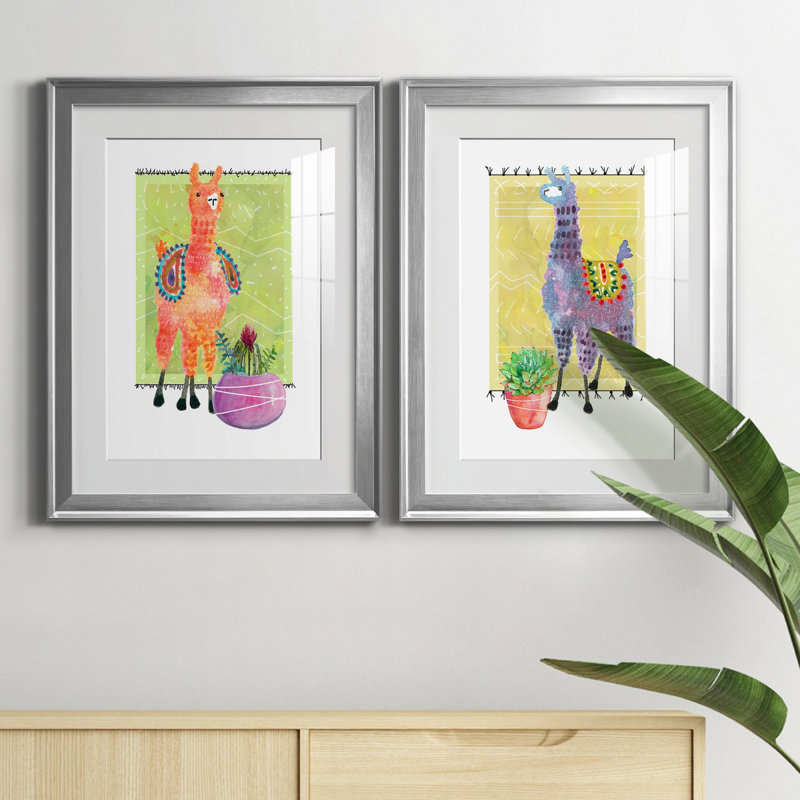 «Lovely Llama I», ensemble de 2 reproductions d'art, H 22,5 po x l 61 po x P 1,5 po, Papier avec cadre argenté, Blanc