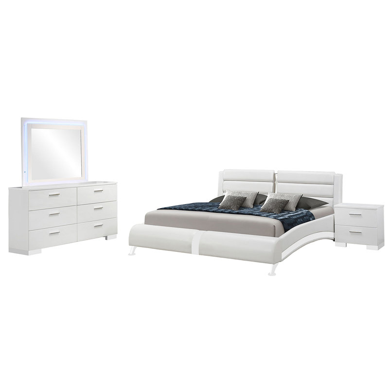 Ensemble de chambre avec très grand lit 4 pièces Fillmore, Quatre pièces : lit, table de chevet, commode et