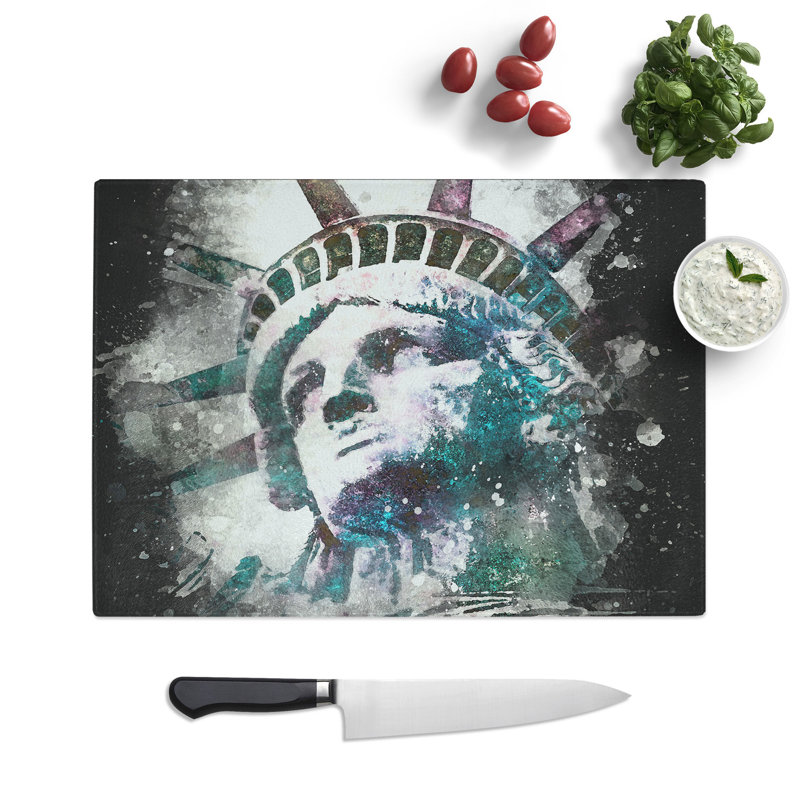 Tempered Glass Statue of Liberty Chopping Board, 28.5 cm x 39 cm