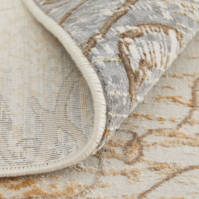 Neoma Vintage Medallion Viscose/Polyester Area Rug, Rectangle 3'9" x 5'9"